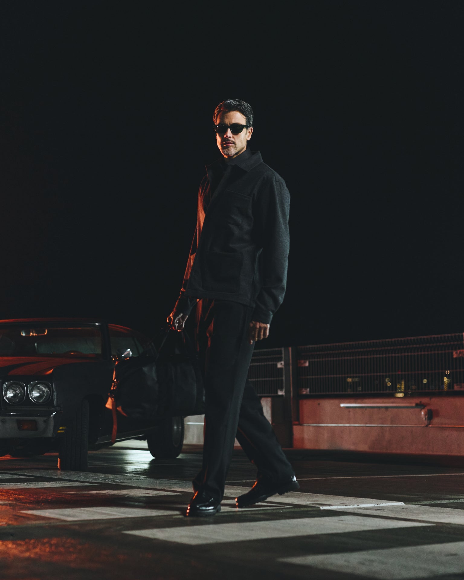 The Driver | Charcoal Grey